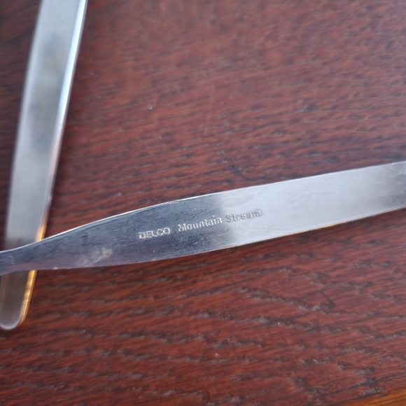 8 Delco Mountain Stream Stainless Steel Dinner Forks 7.5" - Picture 3 of 4